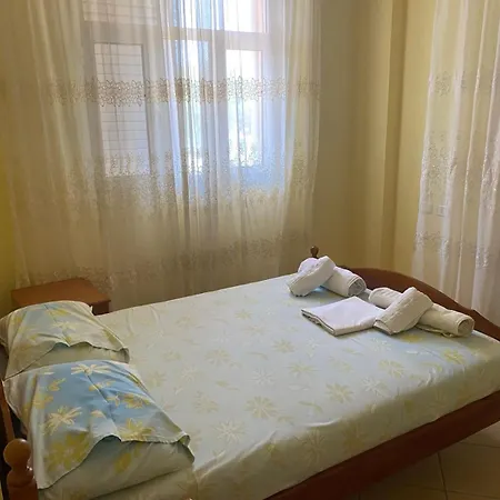 Qimo Apartament *
